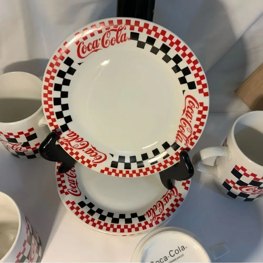 VINTAGE Gibson Coca-Cola 8 piece Snack Set 4 Mugs 4 Plates